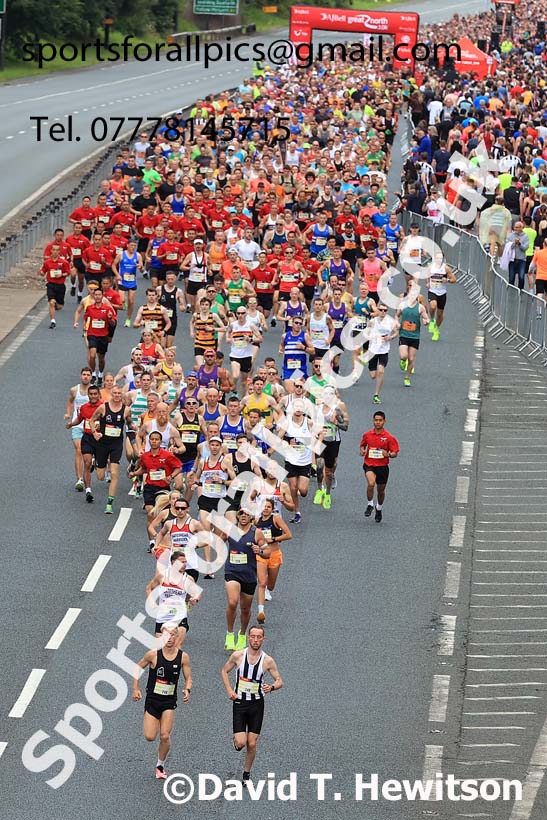 The 2024 Great North 10k Road Race, Newcastle.  Photo: David T. Hewitson/Sports for All Pics